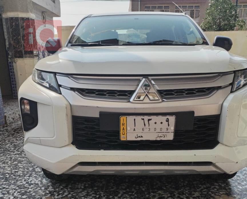 میتسوبیشی L200